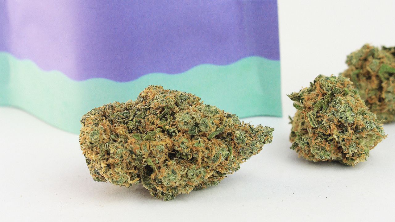 Quel CBD pour arrêter de fumer du THC ?