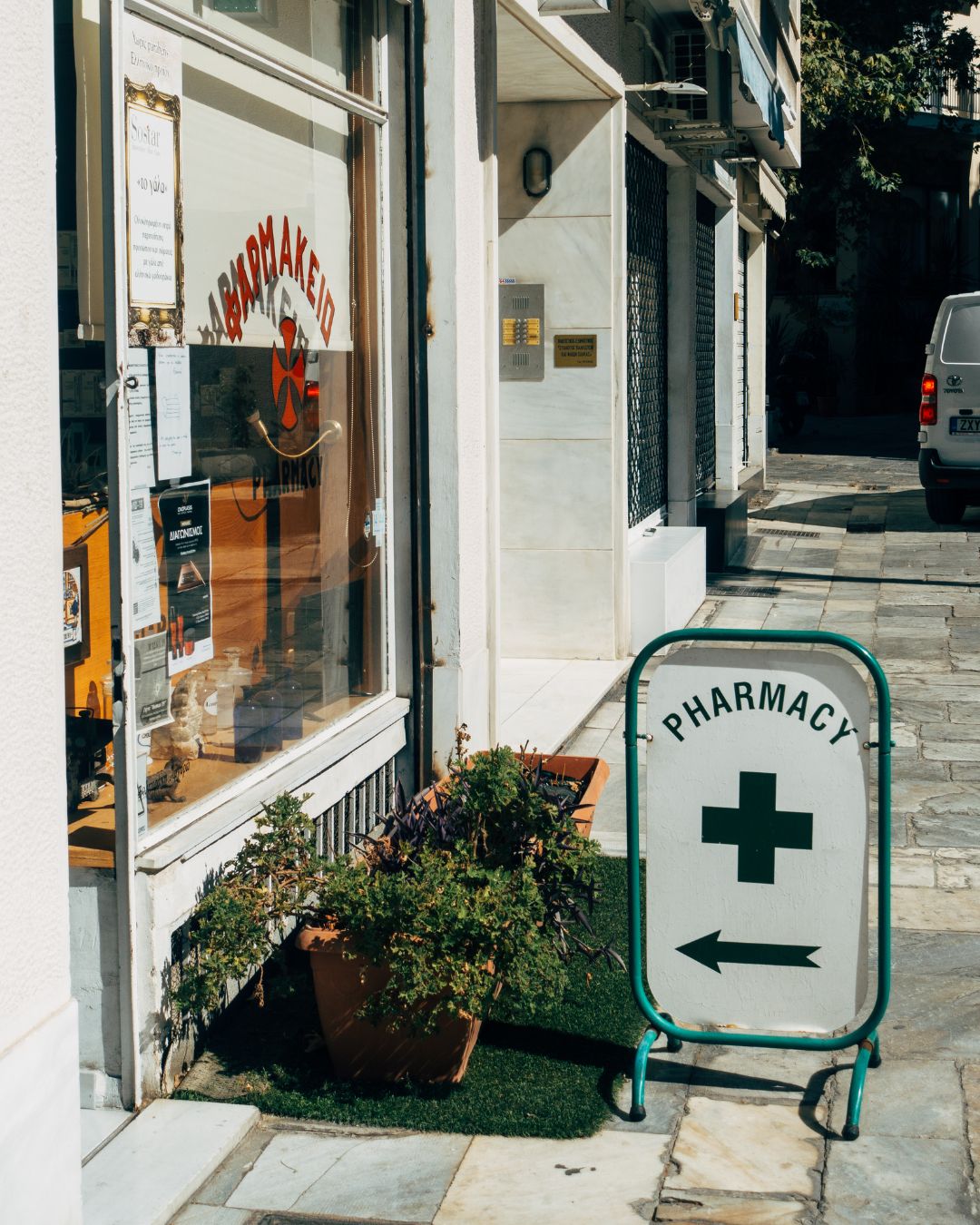 cbd en pharmacie parapharmacie