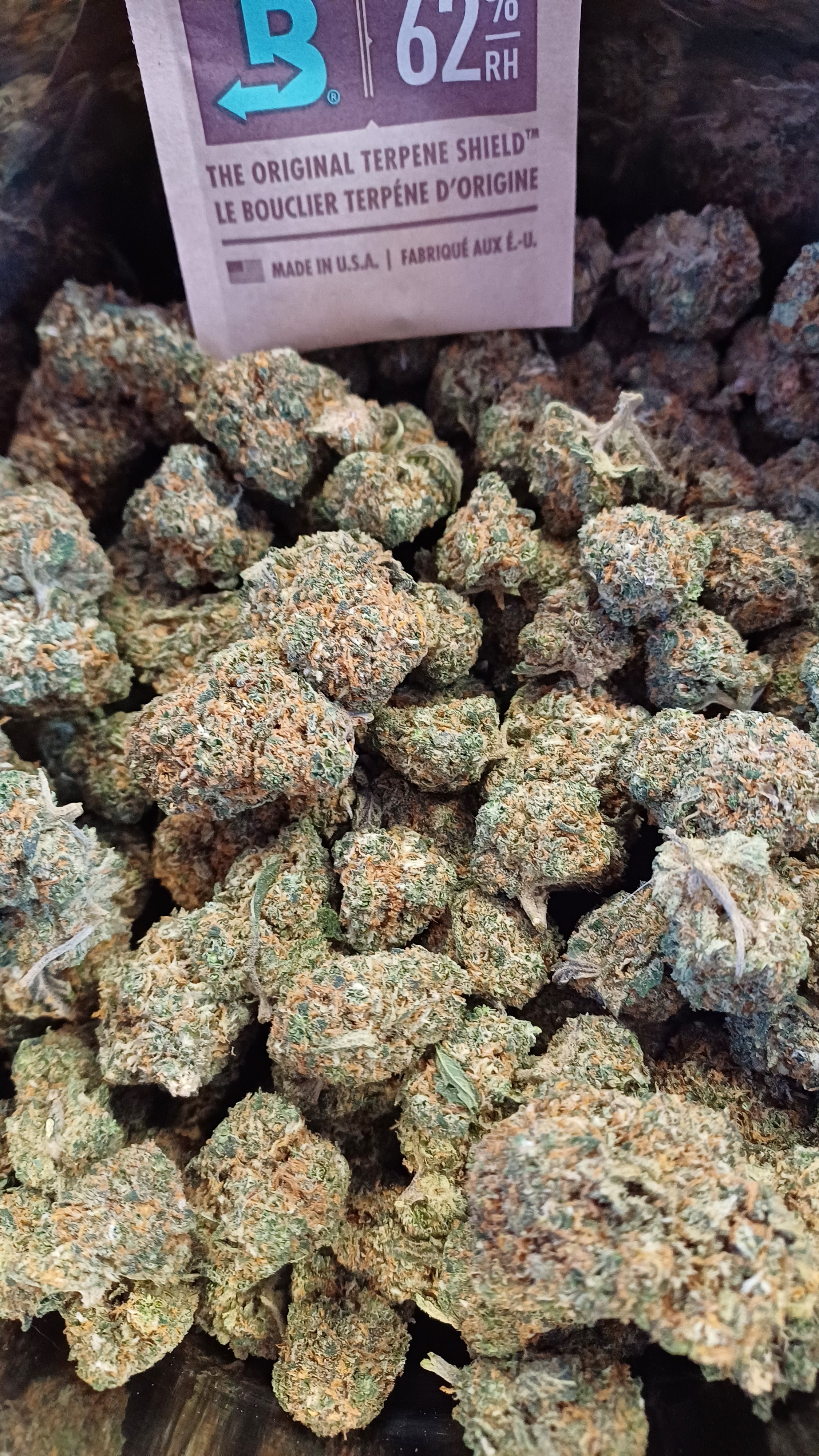 Strawberry CBD - Indoor CBD - 1G | 3,5G | 7G